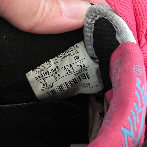 NIKE AIR FORCE 1 Flamingo. Size 6Y - Picture 6 of 8